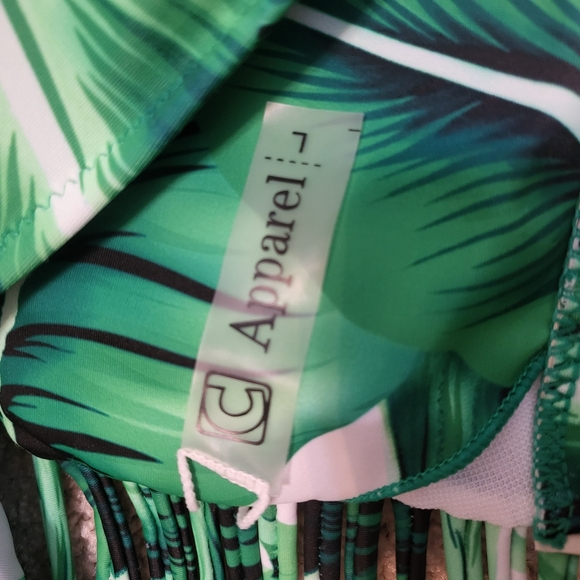 Green Palm print swimsuit - Picture 9 of 9